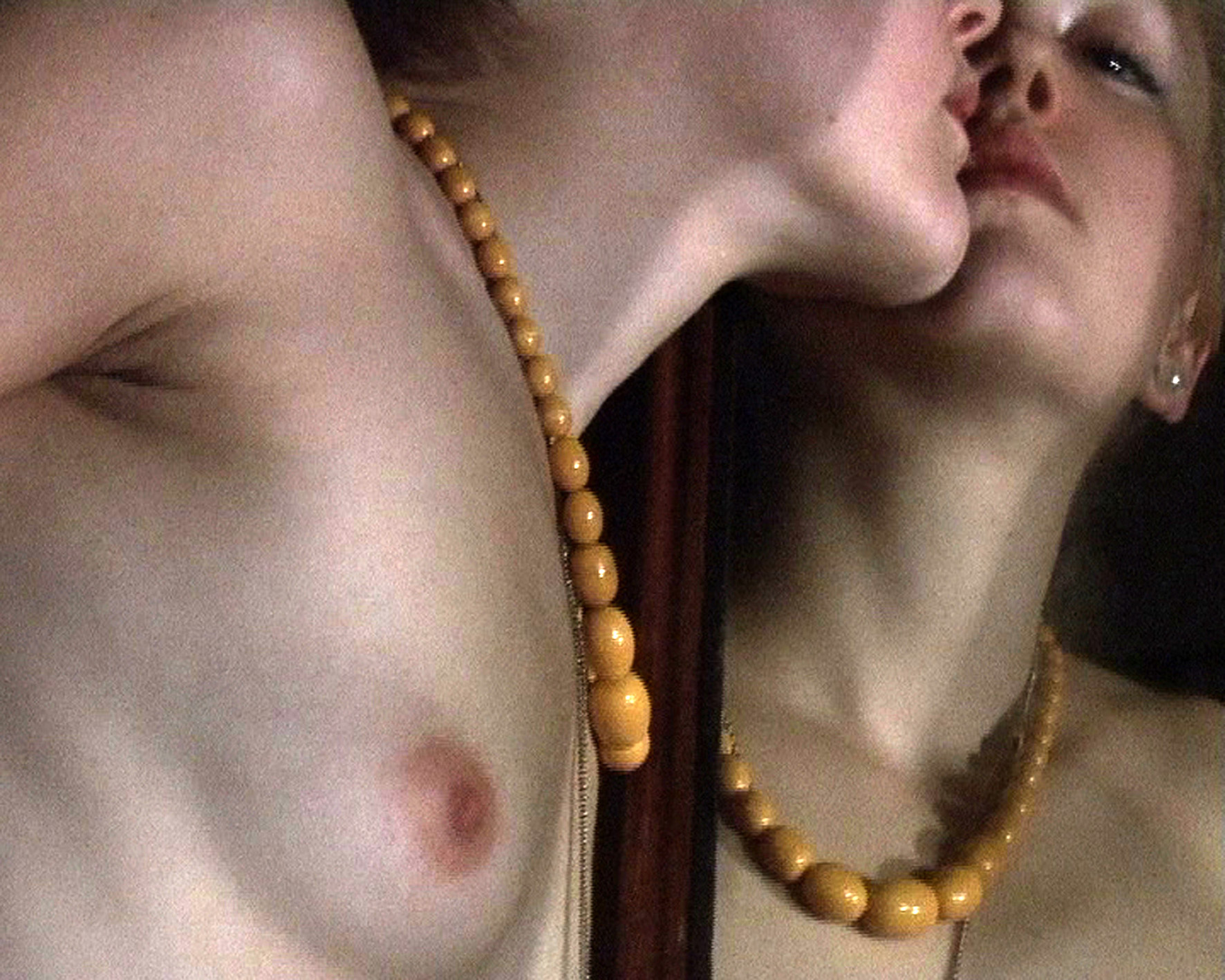 004_dwoskin_thesunandthemoon3